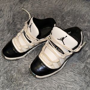 AIR JORDAN 11 RETRO LOW 'EMERALD